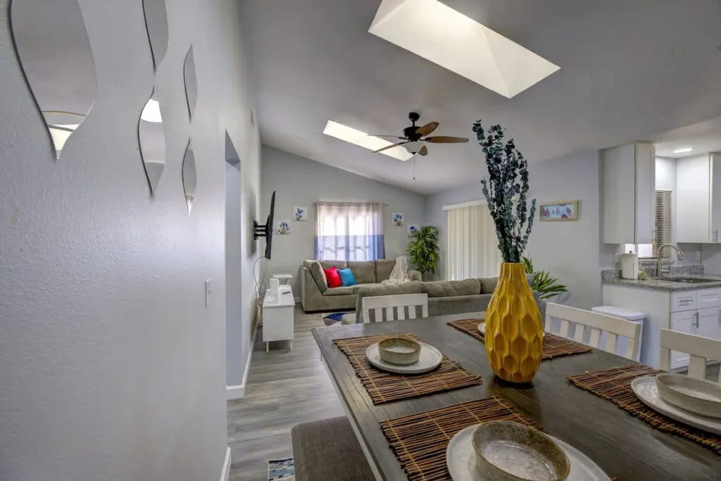 0cd7dc08 d794 41 uBGjo