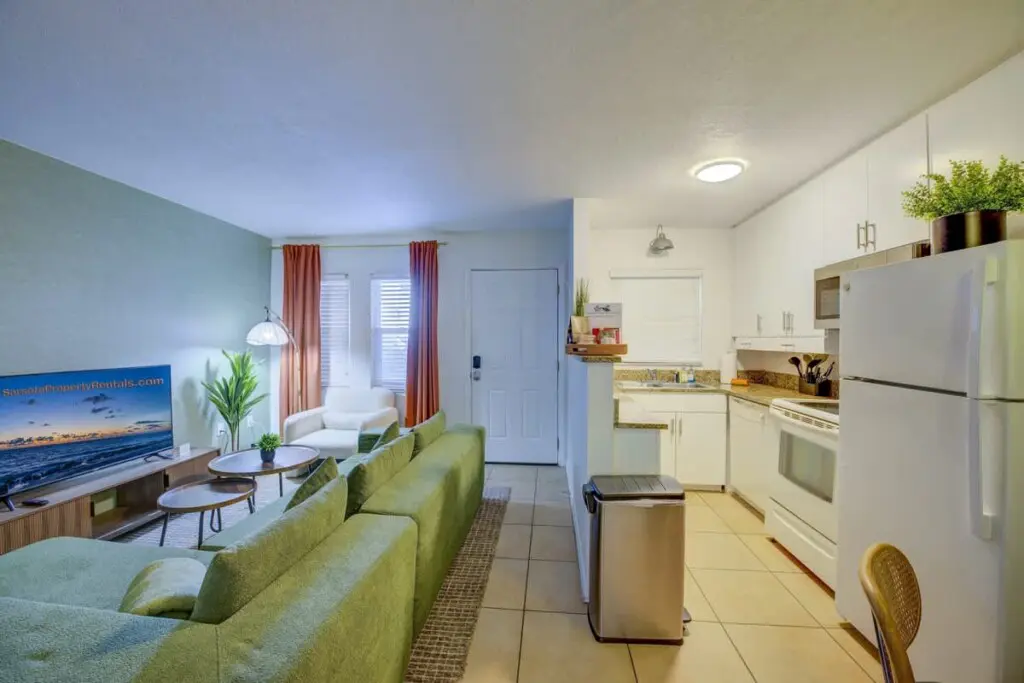 1c7f463a a72b 4c DkVbz