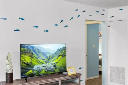 39b82071 b4ae 45 wh 8D