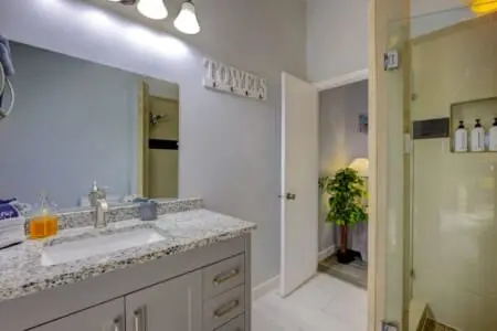 4840f700 ae8d 43 gBQY9