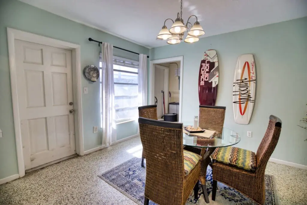 6b30bef3 94bc 47 jQlI8