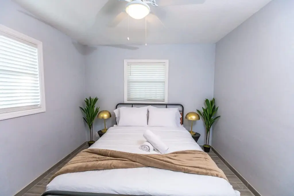 6ebd68ea 6174 41 S yt5