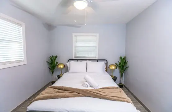 6ebd68ea 6174 41 S yt5