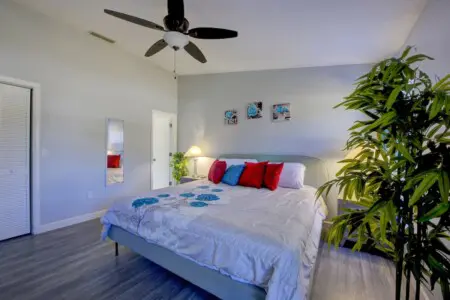 74b0c58e 709e 45 bOprI