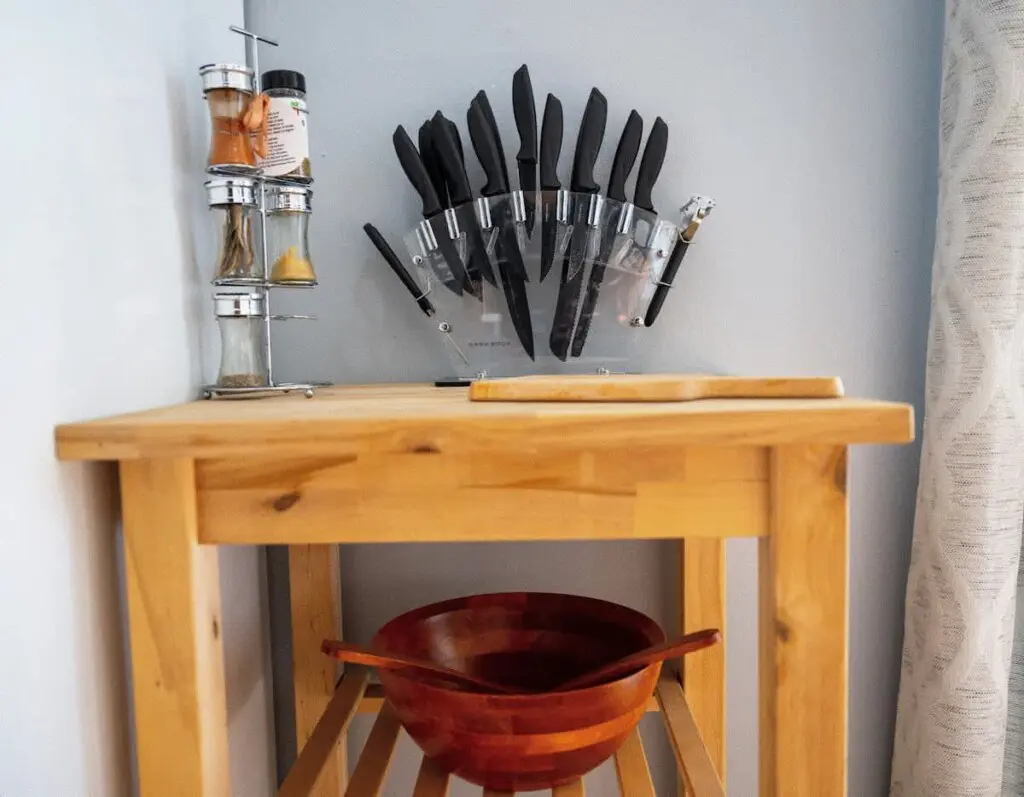 80a524c0 ae3f 41 KwMdq