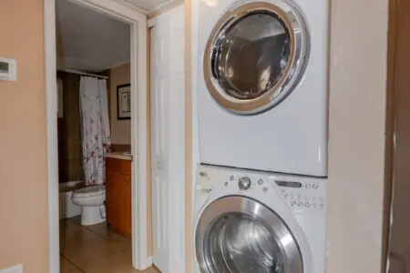 908f1132 4477 48 KNjOt