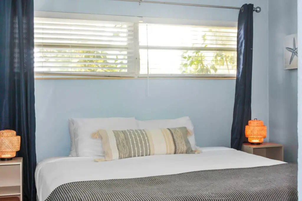 961c0403 f404 42 CWwLQ