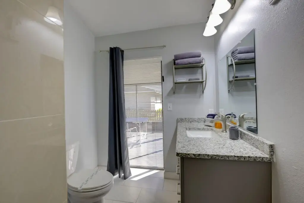 ad14be50 5ee3 42 TDlIZ