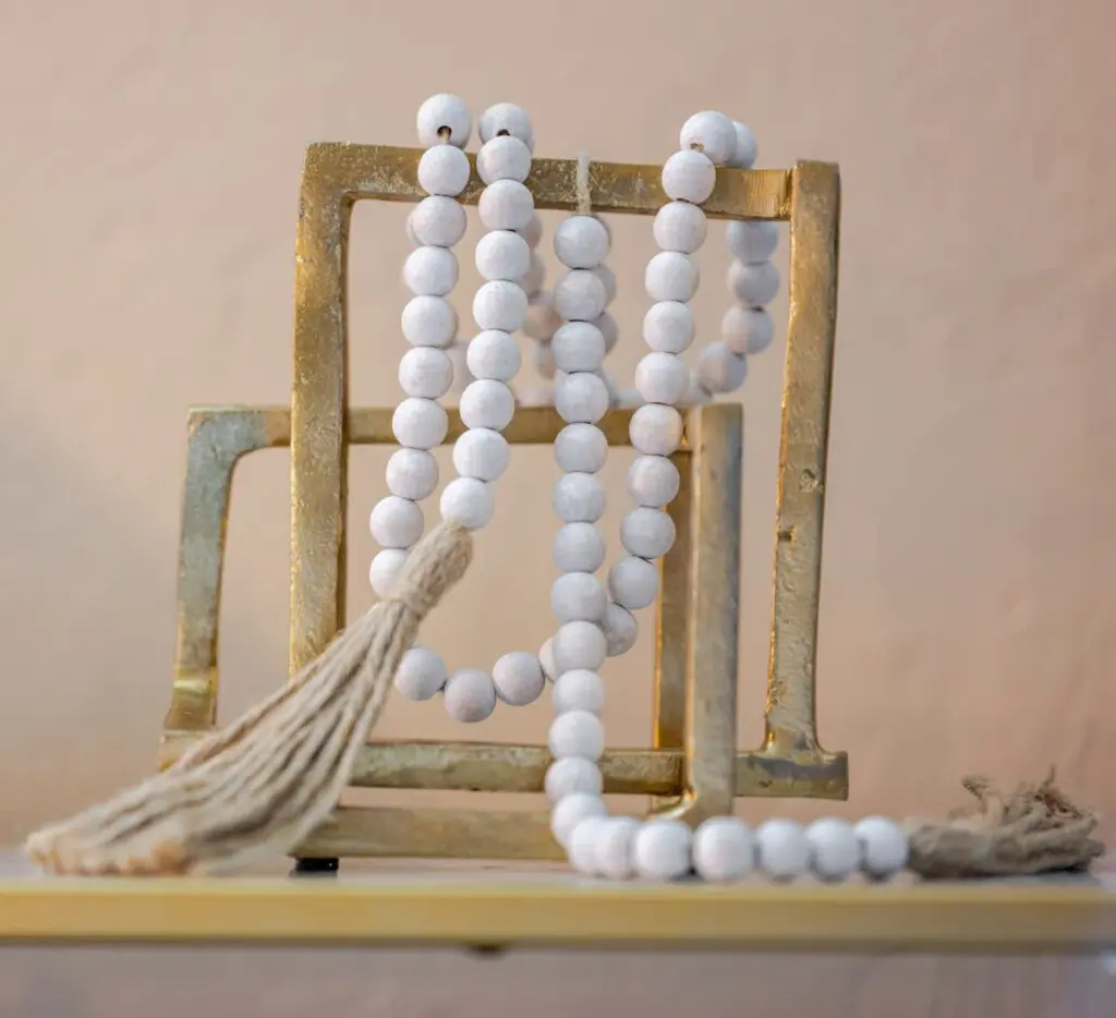 af2e9dad 43f2 4c sFq t