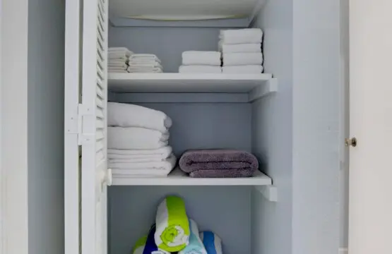 b613eef8 8f0e 49 HARRF