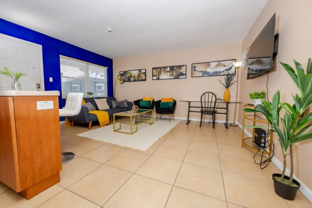 c6ae4573 cf37 4b 69qZP