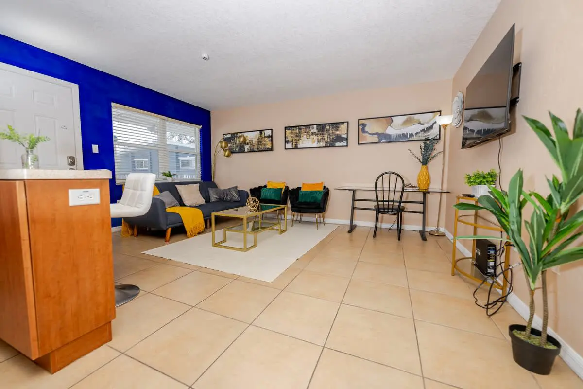 c6ae4573 cf37 4b 69qZP