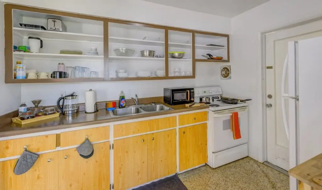 caa0a0ee 83ca 47 MUJIq