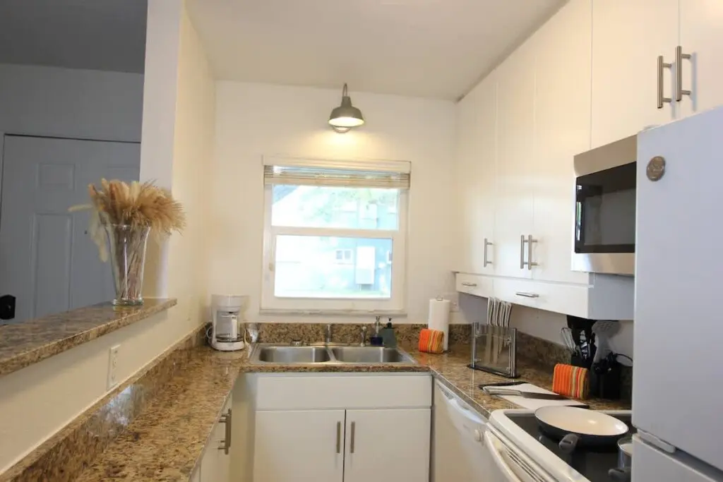 eb336a15 4b5c 45 3Ge1g