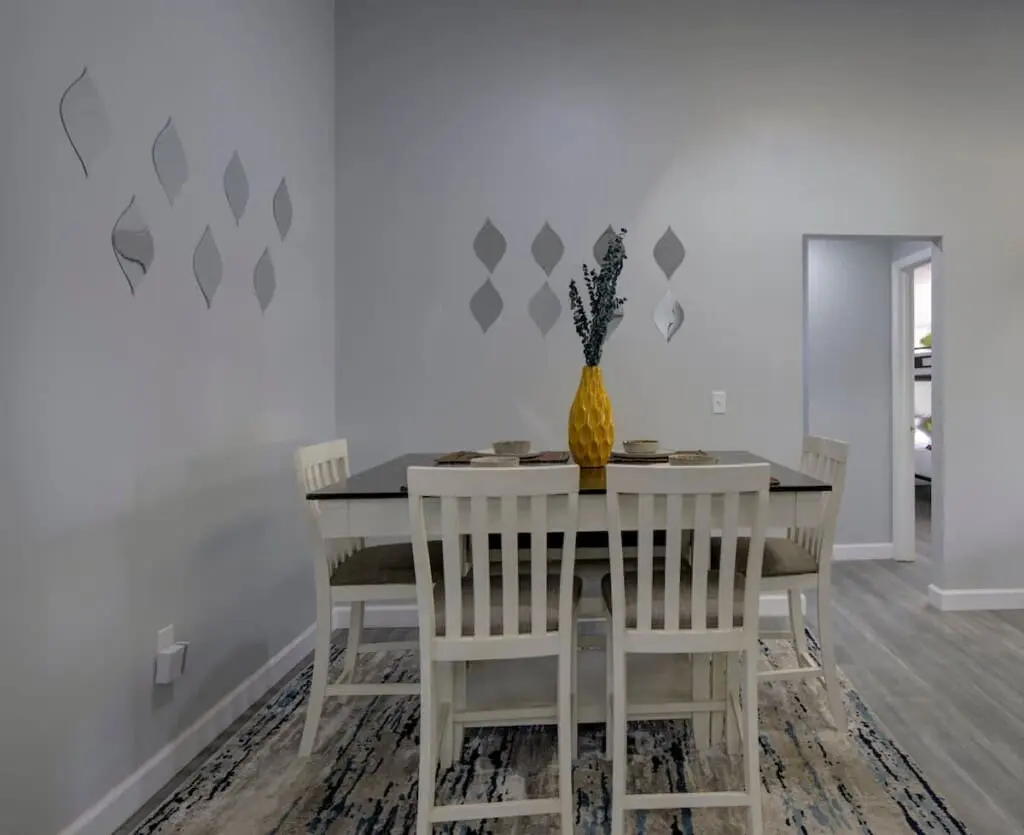 fddc2473 4f7d 40 08WBa