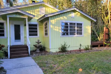 Charming single-story house