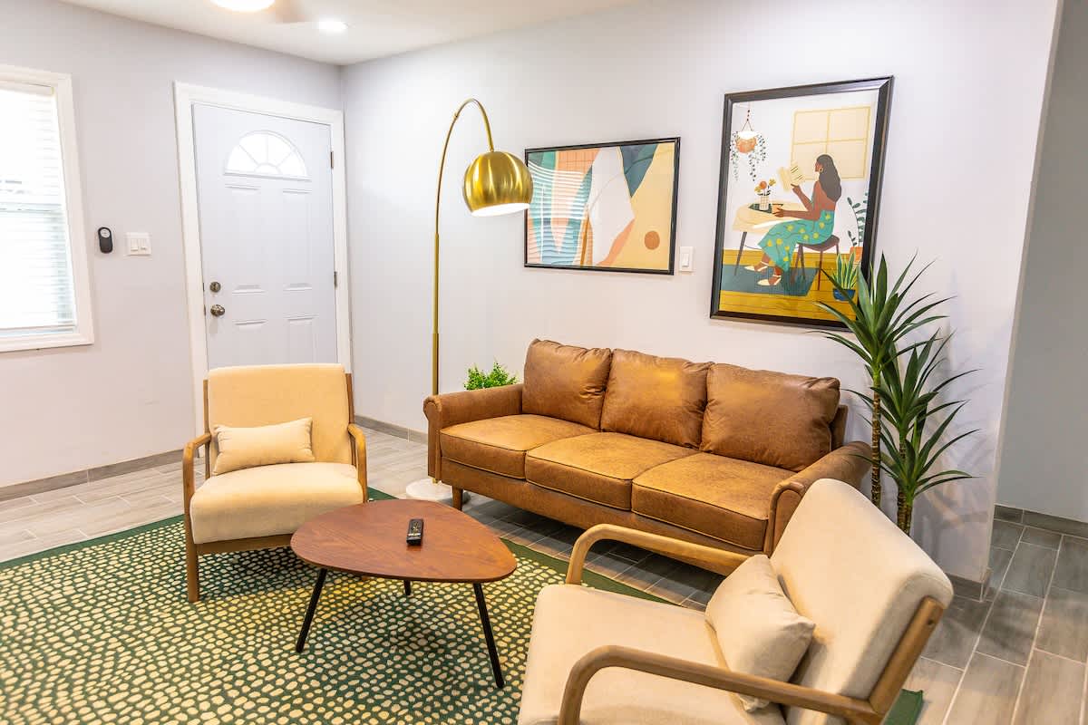 65765b43 75f9 43 scK5j