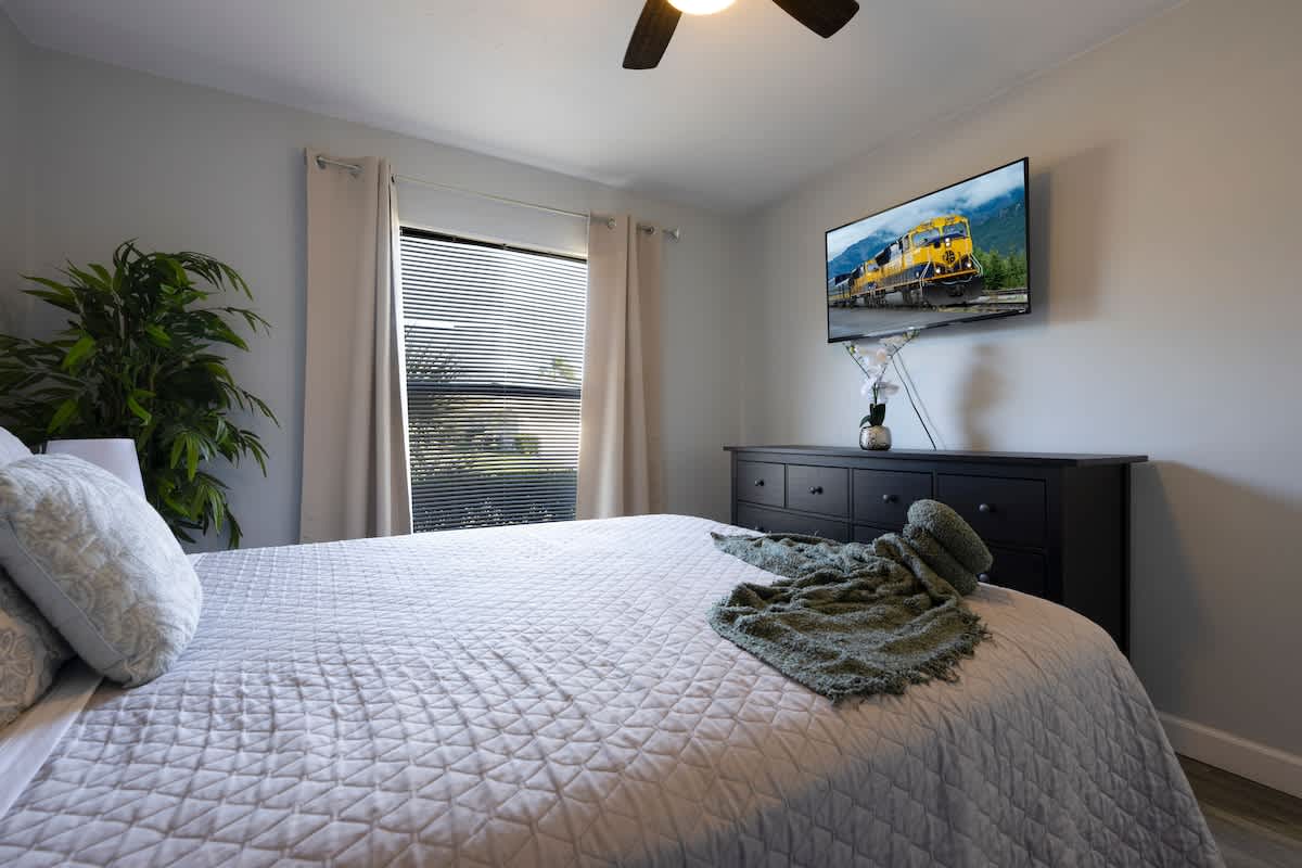 f98f907b 1cb1 41 ejEHn